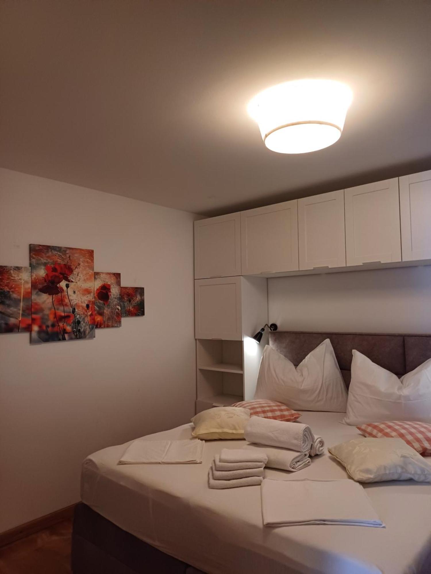 Apartman Magdalena Galileo Plaza Makarska Eksteriør billede